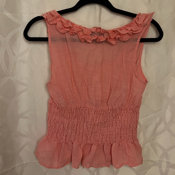 Women’s Ruffled top - Picture 3 of 9